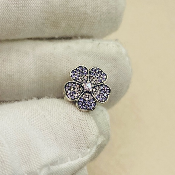 EUC Pandora 791481PCZ Silver Sparkling Primrose Charm w/ Pink & Purple CZ’s - Picture 3 of 10